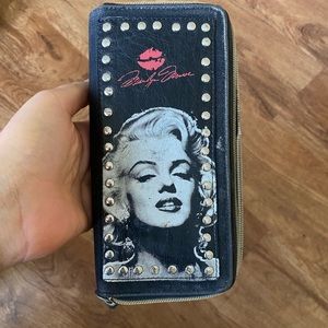 Studded black Maralyn Monroe wallet/bill holder